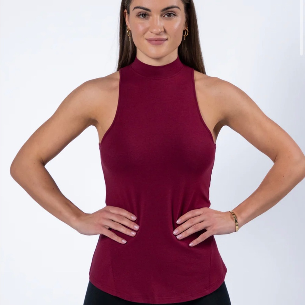 Alphalete Evo Tank